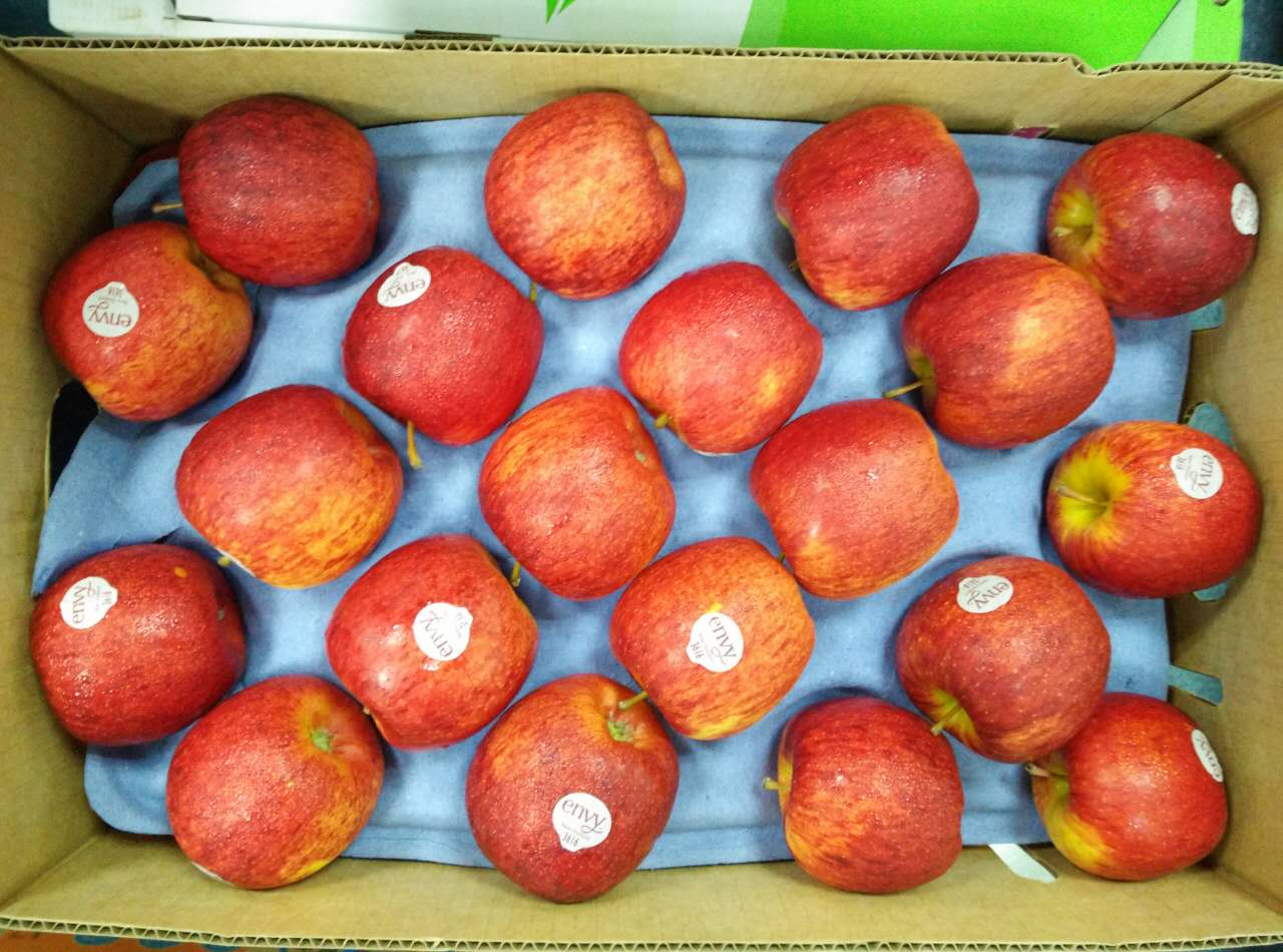 进口新西兰爱妃苹果特级果30头